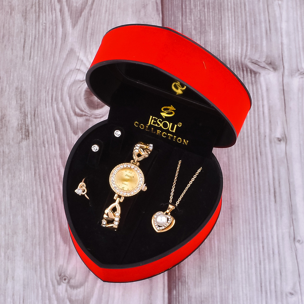 2025 New Women Bracelet Watch  - Jewelry Watches Silver 리뷰 및 가격