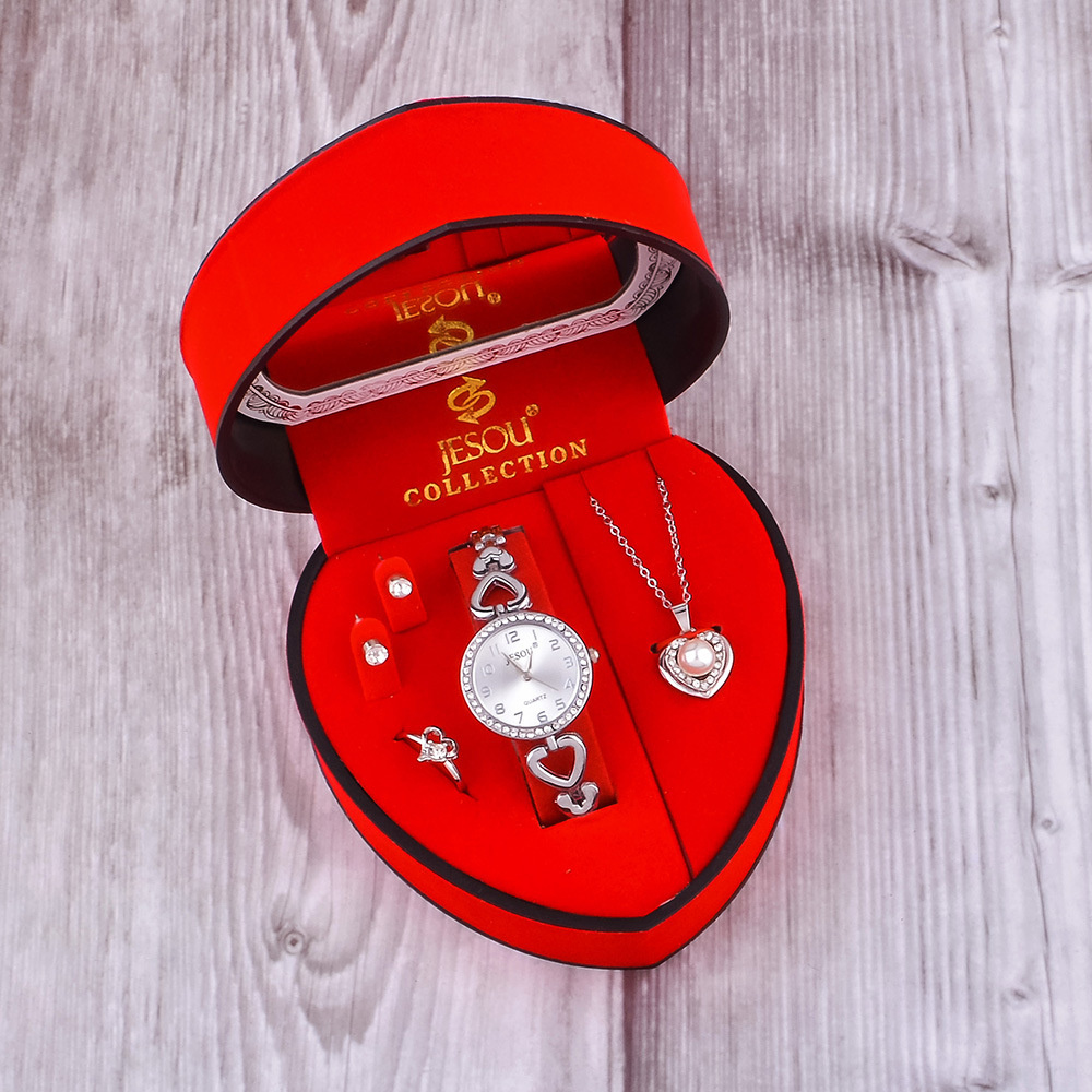 2025 New Women Bracelet Watch  - Jewelry Watches Silver 리뷰 및 가격