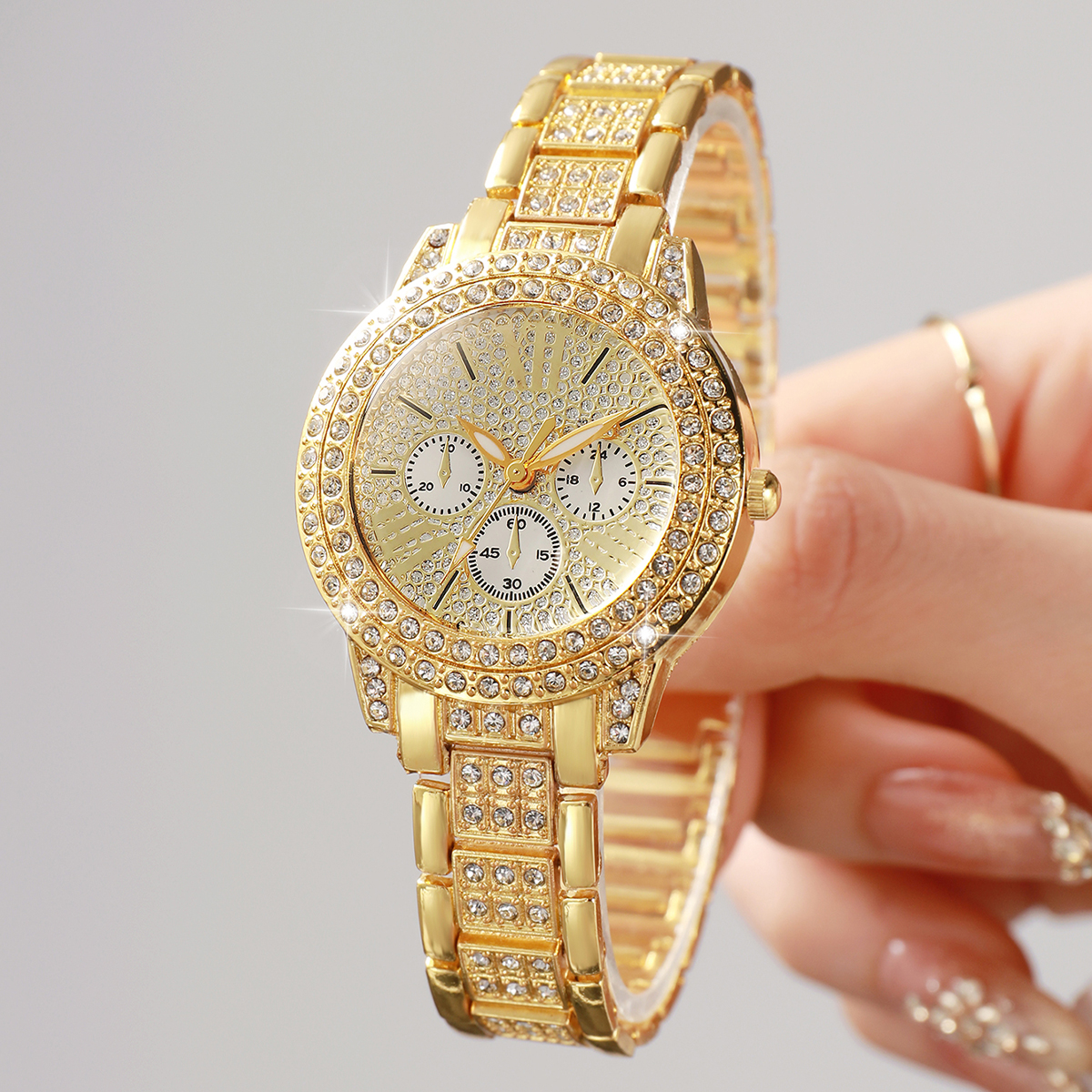 Fashion Decorative Three-eyes  - Jewelry Diamond Watches 리뷰 및 가격